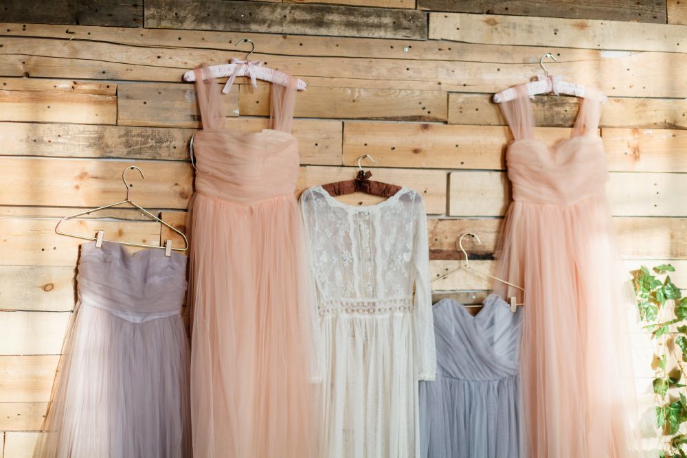 What's Hot this Summer to Wear at Weddings?