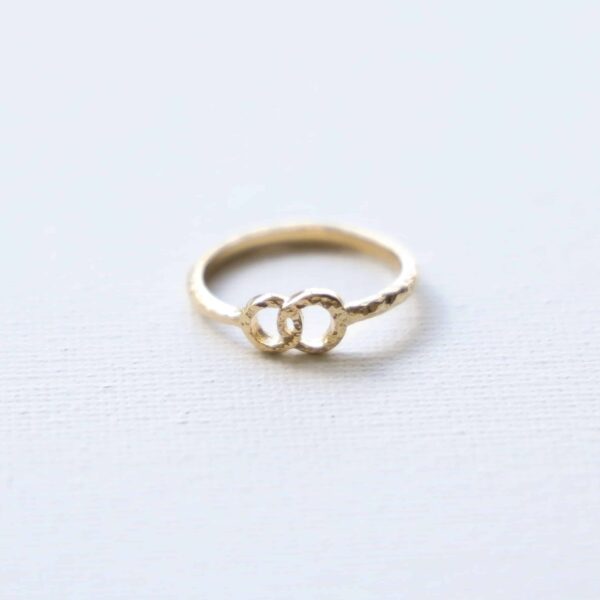 Connection Ring in Gold