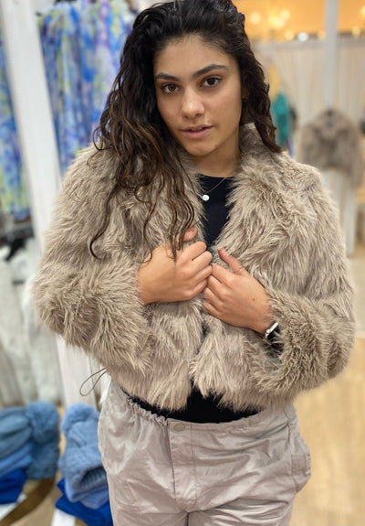 PETERMAN Faux Fur Jacket